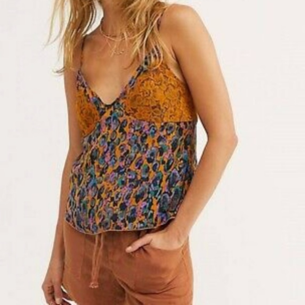 NWT FREE PEOPLE Little Dreams Leopard Lace Cami S - Picture 1 of 5